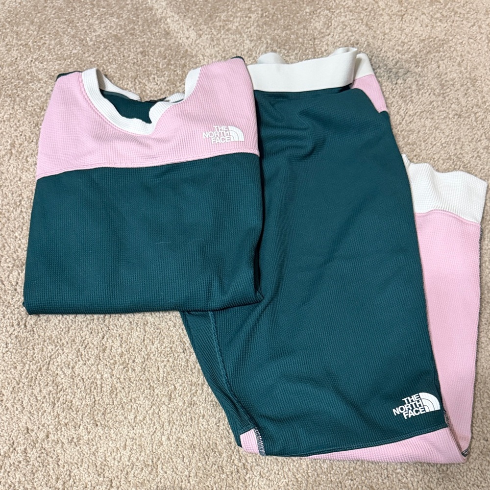 The North Face Pink and Green Outfit